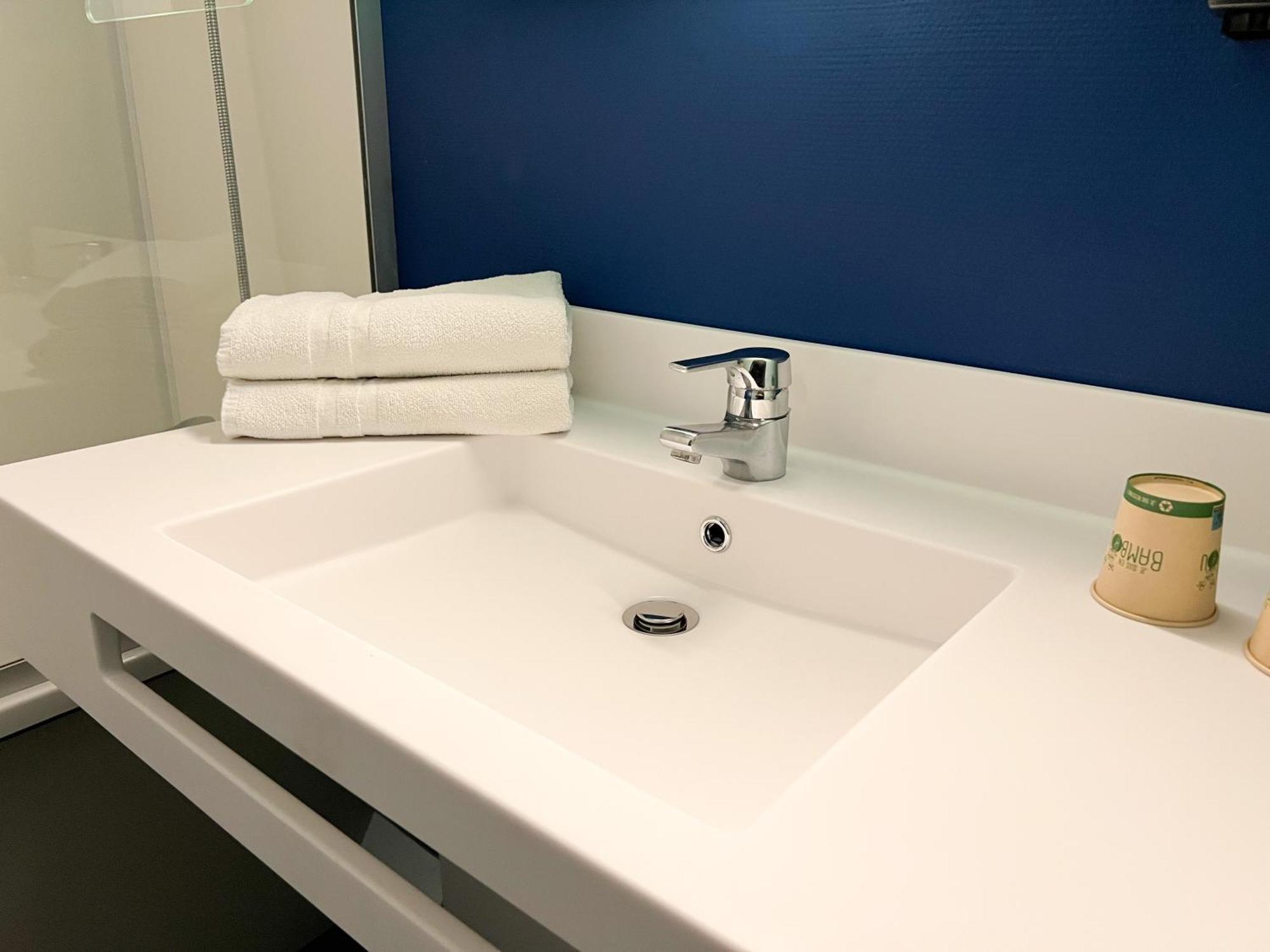 Ibis Budget Saint Christol Les Ales Ngoại thất bức ảnh