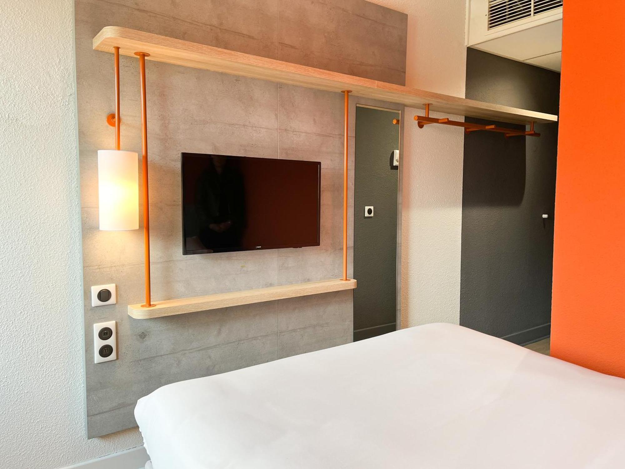 Ibis Budget Saint Christol Les Ales Ngoại thất bức ảnh