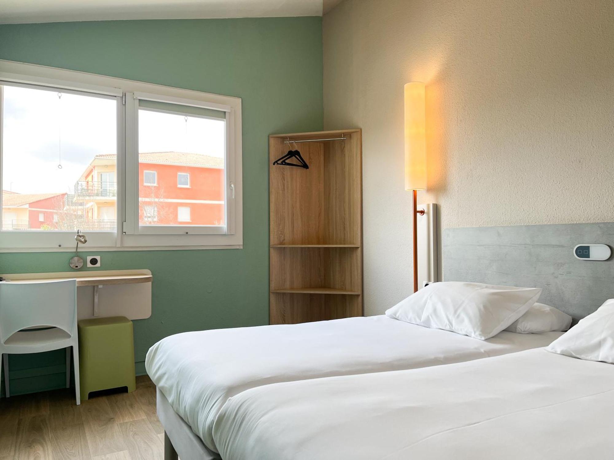 Ibis Budget Saint Christol Les Ales Ngoại thất bức ảnh