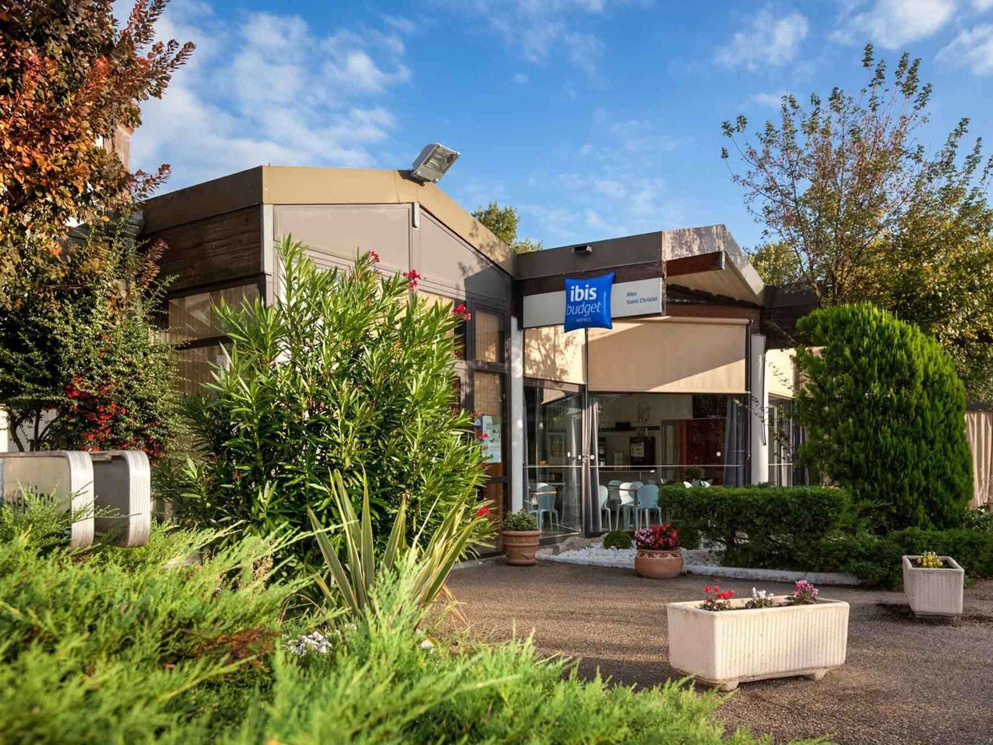 Ibis Budget Saint Christol Les Ales Ngoại thất bức ảnh