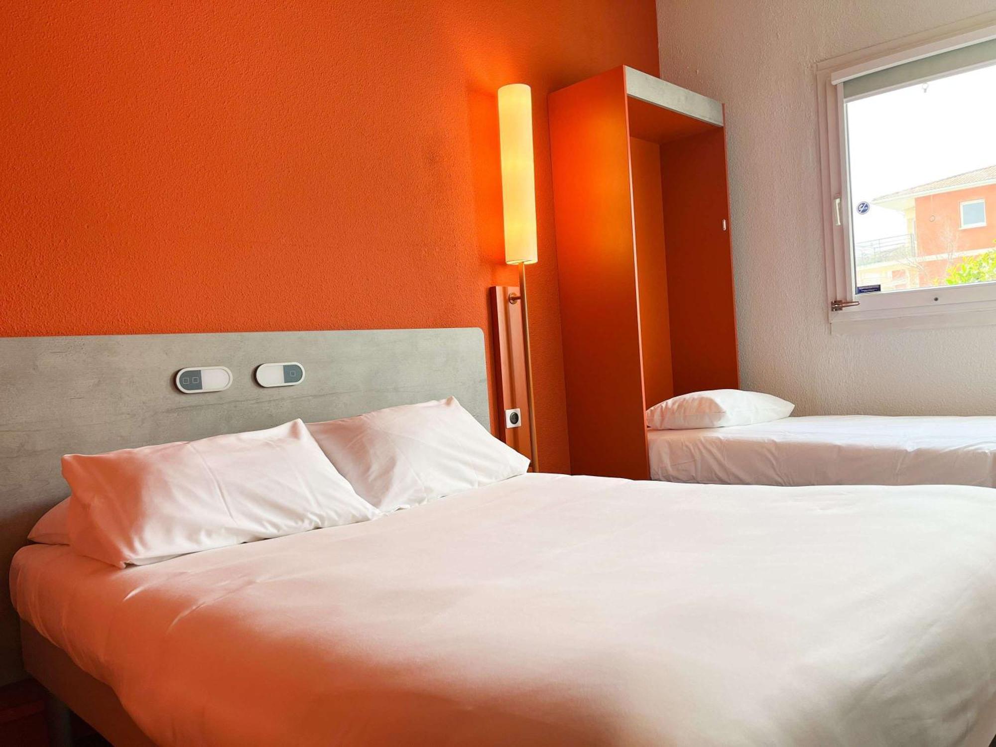 Ibis Budget Saint Christol Les Ales Ngoại thất bức ảnh